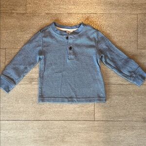 Textured Jacquard Long-Sleeve Henley Shirt